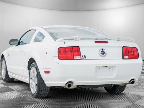 Used 2007 Ford Mustang GT RWD image 6