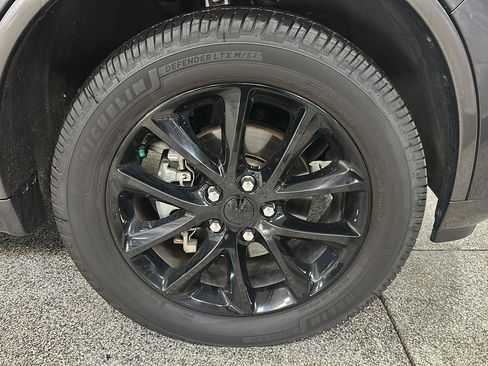 Used 2018 Dodge Durango GT w/ Trailer Tow Group IV AWD/4WD image 9