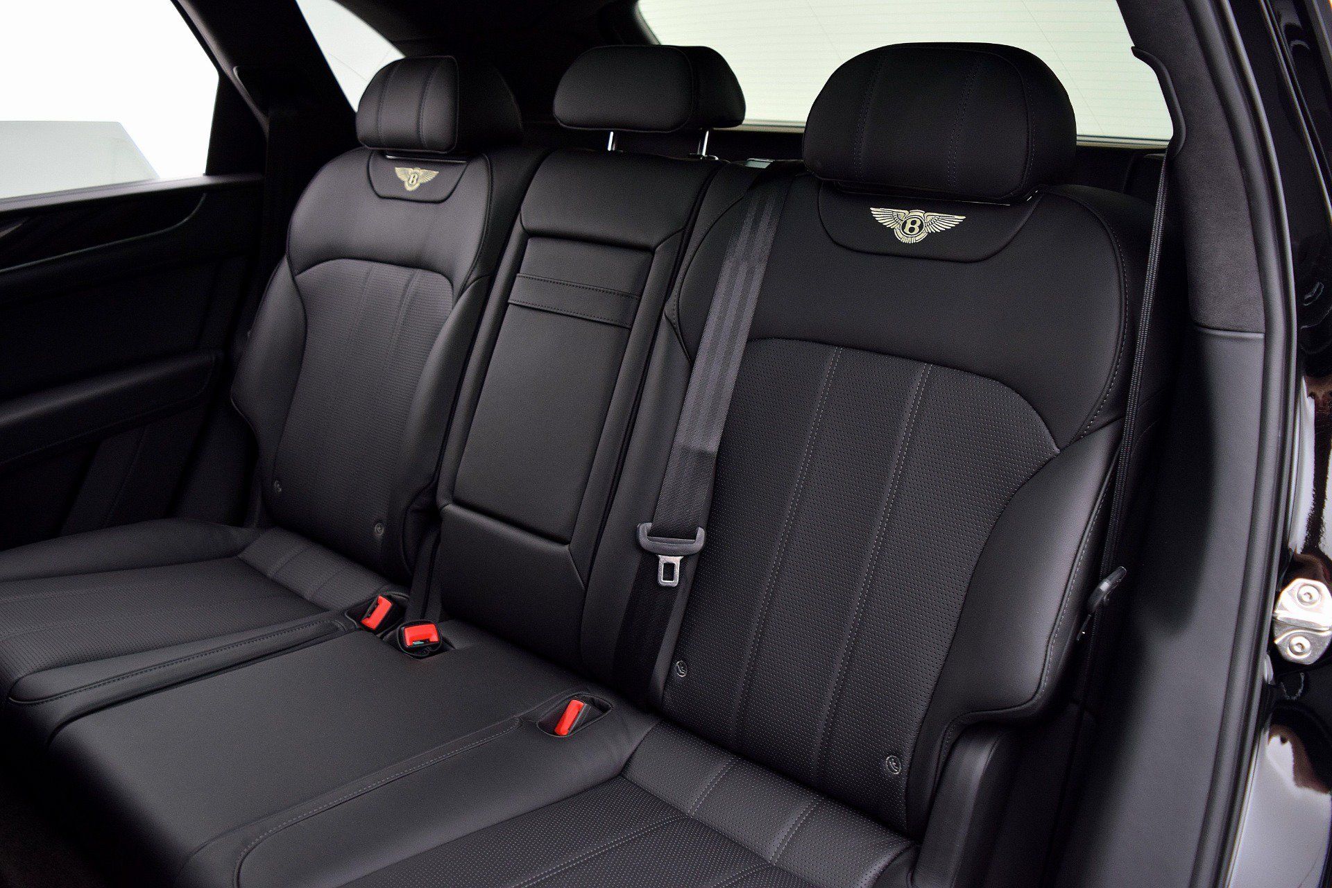 Certified 2019 Bentley Bentayga AWD/4WD image 22