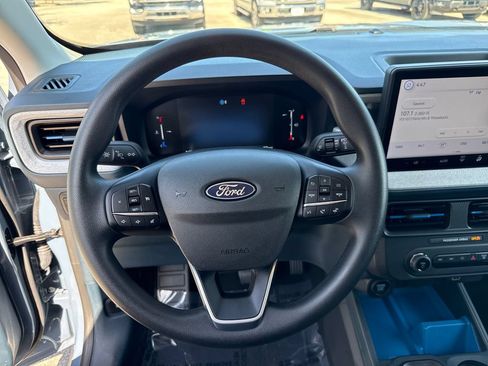 Certified 2025 Ford Maverick XLT FWD image 15