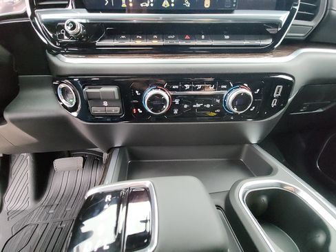 New 2026 GMC Sierra 1500 Elevation w/ Elevation Premium Package image 24