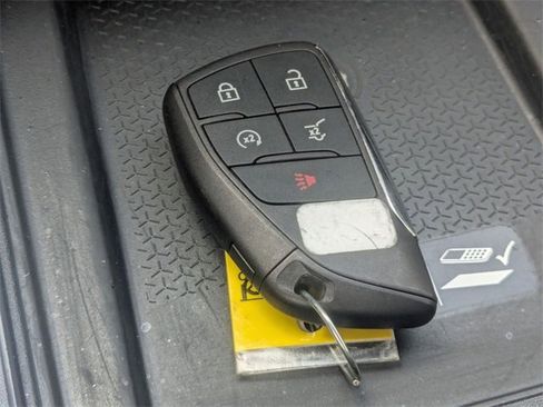 Used 2024 GMC Acadia Denali w/ Super Cruise Package image 36