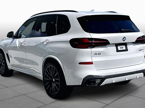 Used 2026 BMW X5 sDrive40i w/ M Sport Package image 11