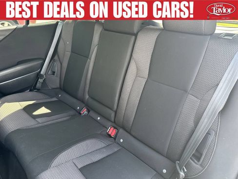 Used 2024 Subaru Outback Premium AWD/4WD image 22