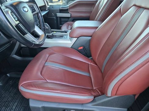 Used 2018 Ford F150 Platinum w/ Equipment Group 701A Luxury AWD/4WD image 18