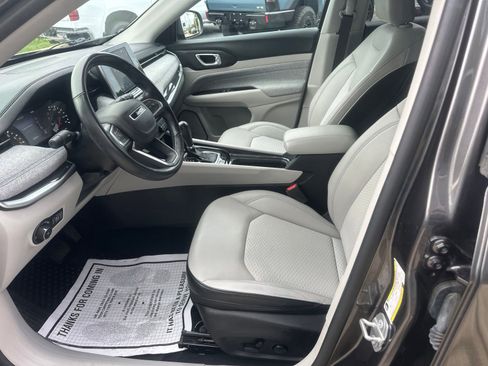 Used 2022 Jeep Compass Latitude w/ Convenience Group FWD image 21
