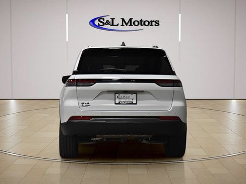 New 2026 Jeep Grand Cherokee Limited w/ Limited Altitude Package AWD/4WD image 6
