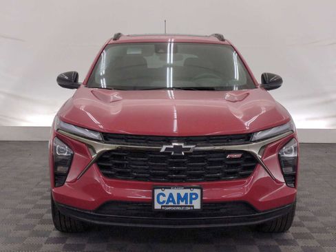 New 2026 Chevrolet Trax RS w/ Sunroof Package image 9