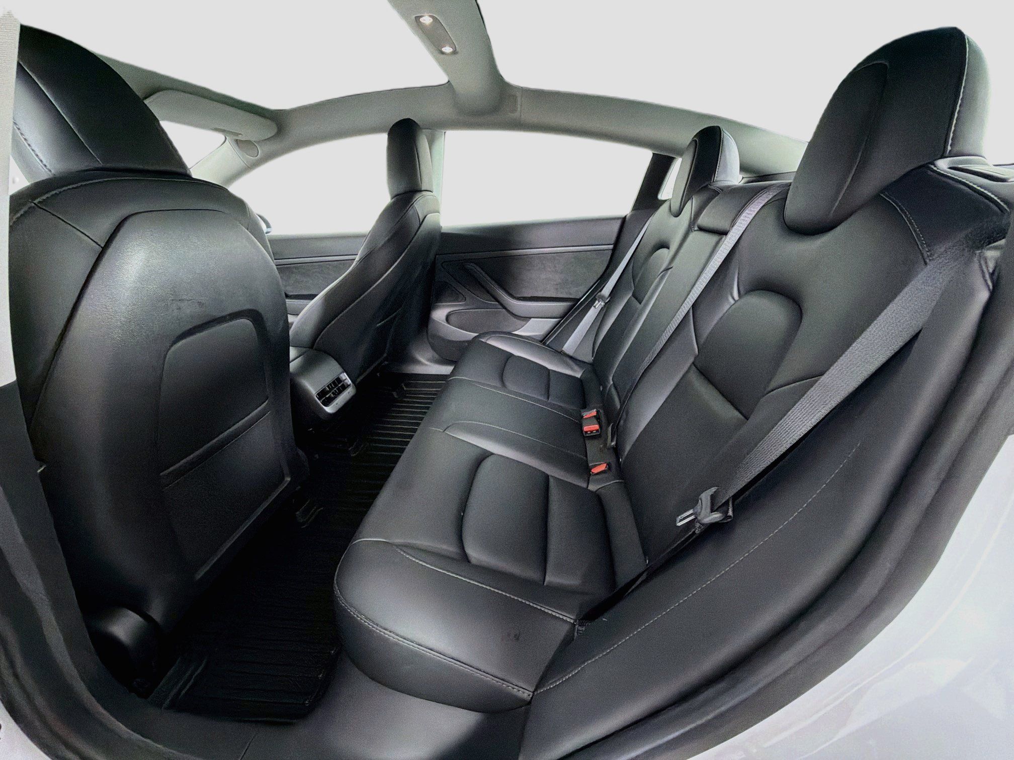 Used 2020 Tesla Model 3 Standard Range Plus RWD image 26