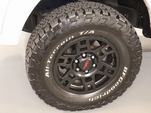 Used 2004 Toyota Tundra SR5 image 7