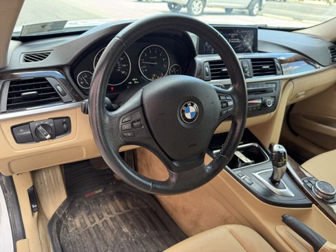 Used 2015 BMW 320i Sedan image 11