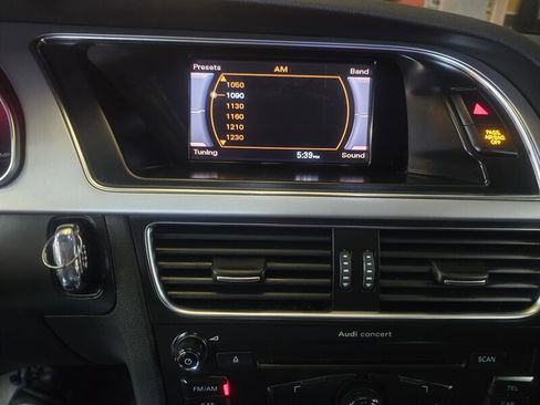 Used 2012 Audi A5 2.0T Premium image 18