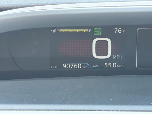 Used 2017 Toyota Prius One image 37