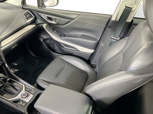 Used 2022 Subaru Forester Limited image 25