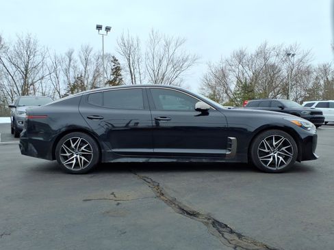 Used 2022 Kia Stinger GT-Line image 2