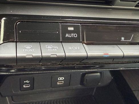 Certified 2024 Toyota Prius LE AWD/4WD image 25