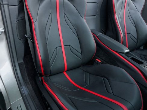 Used 2022 Ferrari 812 GTS RWD image 24