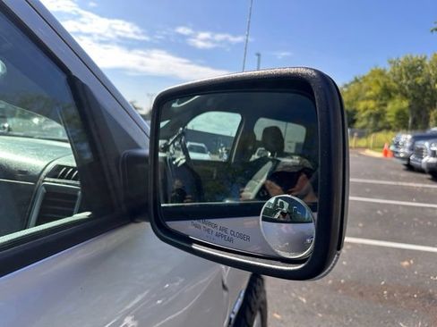 Used 2017 RAM 1500 Big Horn AWD/4WD image 11