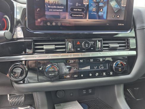 New 2026 Nissan Pathfinder SL AWD/4WD image 27
