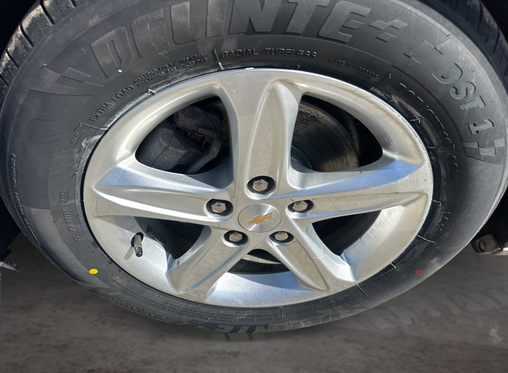 Used 2024 Chevrolet Malibu LS FWD image 18