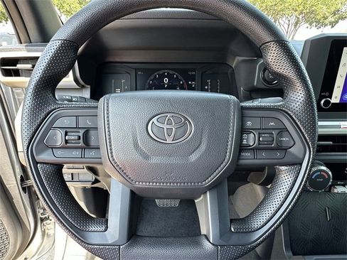 Certified 2025 Toyota Tacoma SR5 image 12