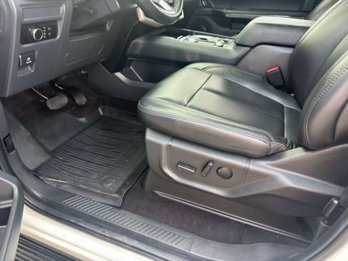 Used 2023 Ford Expedition Max XLT AWD/4WD image 20