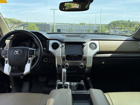 Used 2020 Toyota Tundra Limited w/ Limited Premium Package image 28