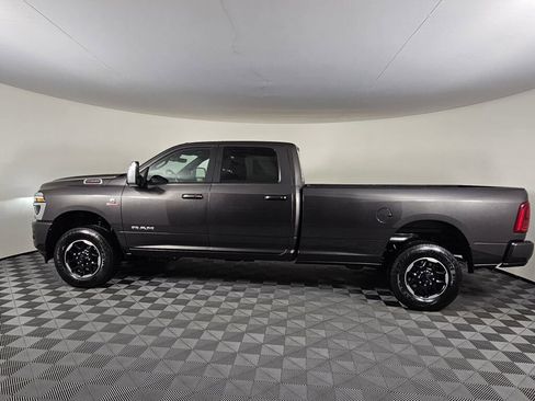 New 2025 RAM 2500 Laramie image 7