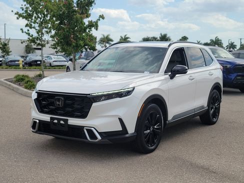 Used 2023 Honda CR-V Sport Touring image 3