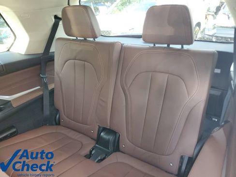 Used 2021 BMW X7 xDrive40i AWD/4WD image 13