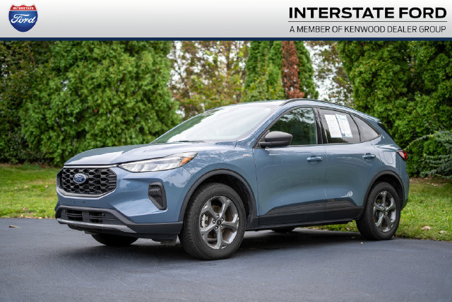 Used 2025 Ford Escape ST-Line AWD/4WD image 1