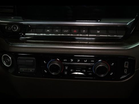 Used 2023 Chevrolet Silverado 1500 LT w/ Protection Package AWD/4WD image 30