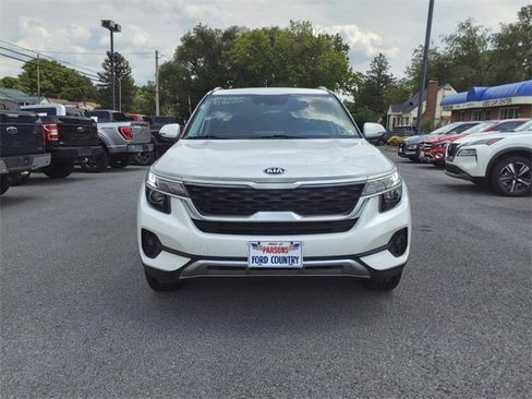 Used 2021 Kia Seltos S image 2