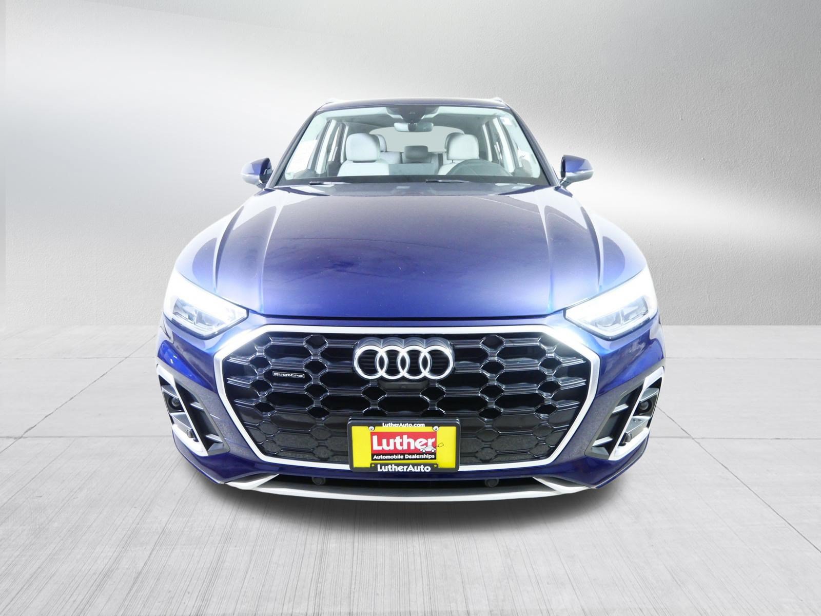Used 2022 Audi Q5 2.0T Premium Plus w/ Premium Plus Package AWD/4WD image 2