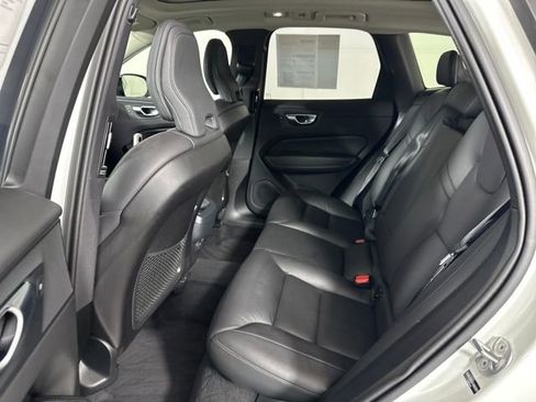 Used 2025 Volvo XC60 B5 Plus w/ Protection Package Premier image 25