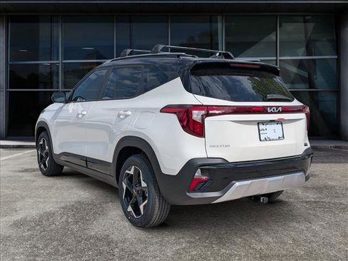 New 2026 Kia Seltos S FWD image 3