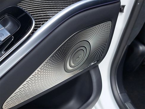 Used 2024 Mercedes-Benz S 63 AMG S w/ Carbon Fiber Exterior Package image 11