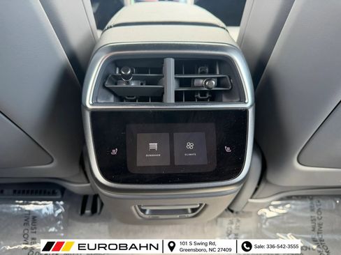 Used 2024 Lucid Air Touring AWD/4WD image 10