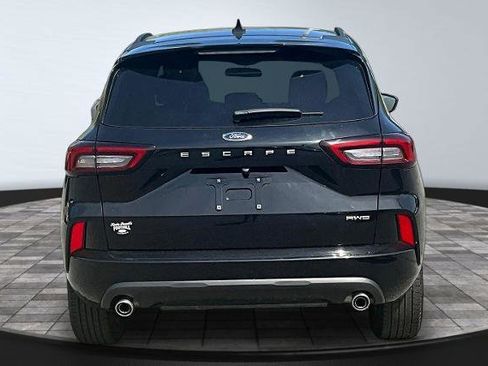 Certified 2024 Ford Escape ST-Line AWD/4WD image 4