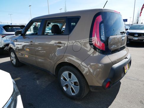 Used 2014 Kia Soul Base image 4