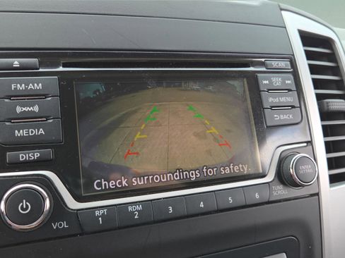Used 2018 Nissan Frontier SV RWD image 28