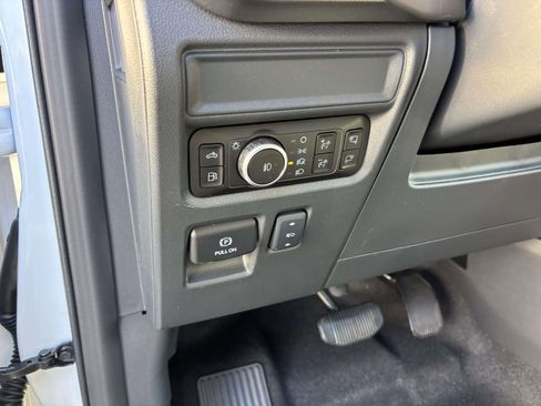 New 2025 Ford F150 Platinum w/ Equipment Group 702A High image 15