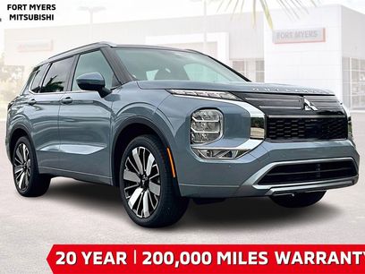 New 2025 Mitsubishi Outlander SEL