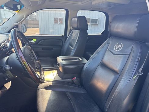 Used 2012 Cadillac Escalade Platinum image 20