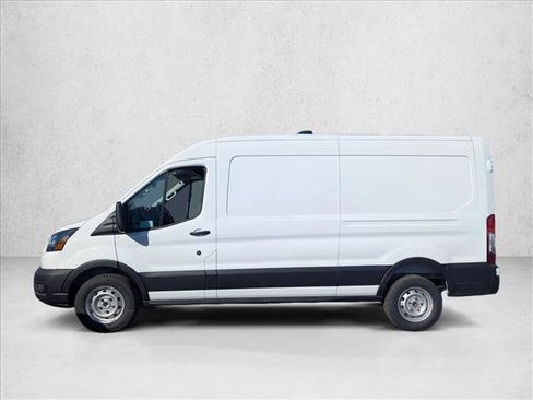 New 2026 Ford Transit 250 148 Medium Roof w/ Load Area Protection Package RWD image 5