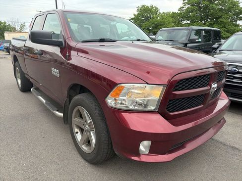 Used 2017 RAM 1500 Express AWD/4WD image 4