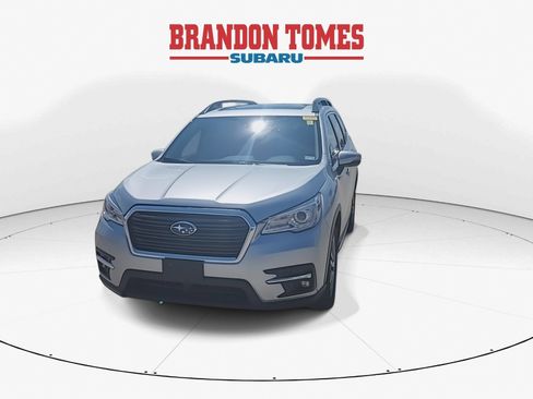 Used 2022 Subaru Ascent Limited w/ Technology Package AWD/4WD image 3