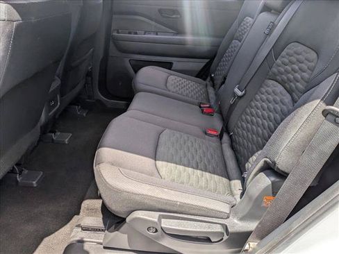 Certified 2023 Nissan Pathfinder S AWD/4WD image 17
