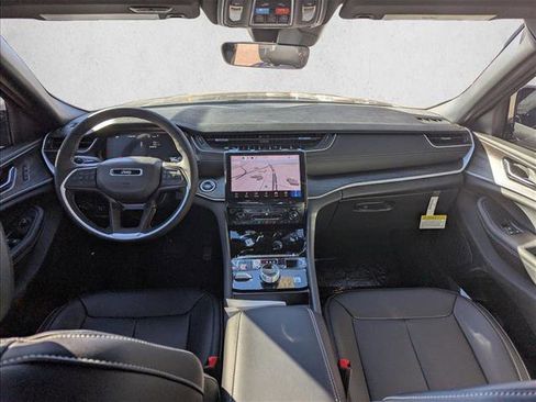 New 2025 Jeep Grand Cherokee L Limited image 14