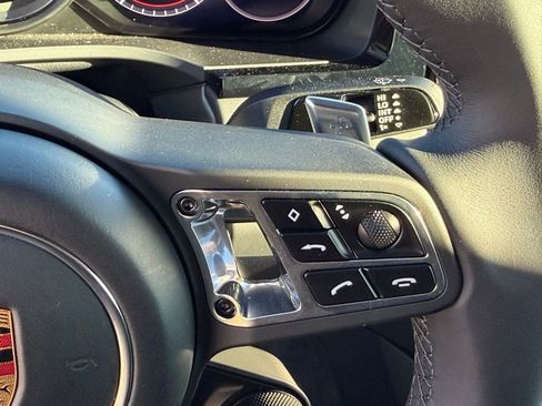 Used 2022 Porsche Cayenne Turbo image 24